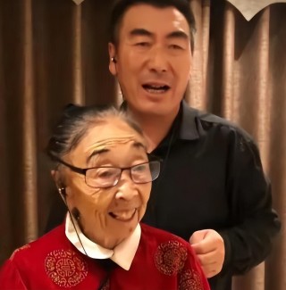 抖音视频:管家婆一肖-一码-一中一特-艺术家王铁成去世