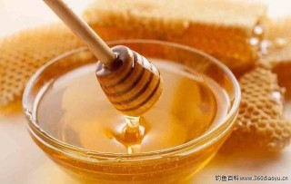 搜狐订阅：澳门王中王100%期期中-柠檬泡蜂蜜有什么功效
