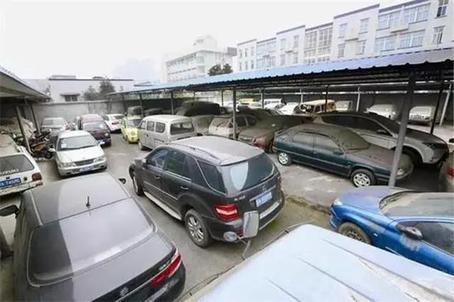 腾讯：黄大仙三肖三码必中三肖-地下停车场怎么停车